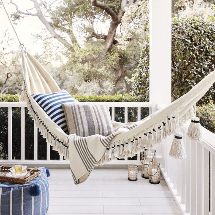 Créez un coin de détente avec un hamac de jardin confortable