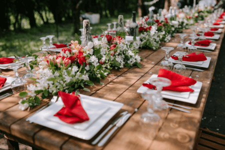 Décoration mariage en rouge et blanc