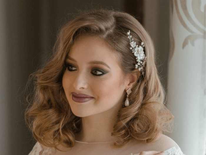 Quels Accessoires Pour Coiffures Mariage Cheveux Carrés?