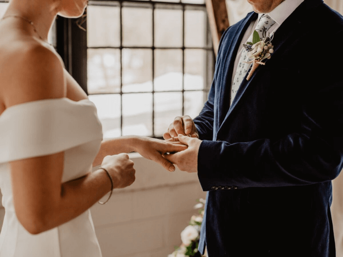 Rédiger ses vœux de mariage de manière originale