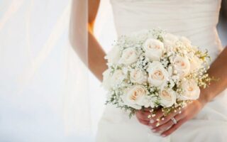 Le charme incontesté du bouquet de fleurs mariage